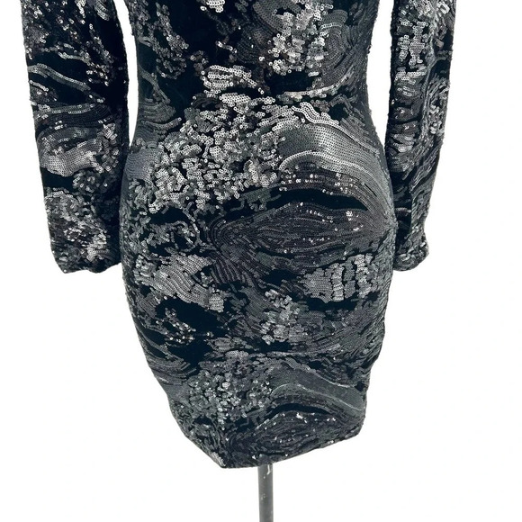 Dress the Population Lola Black Sequin Velvet Mini Bodycon Dress‎ Size Small - Picture 4 of 10